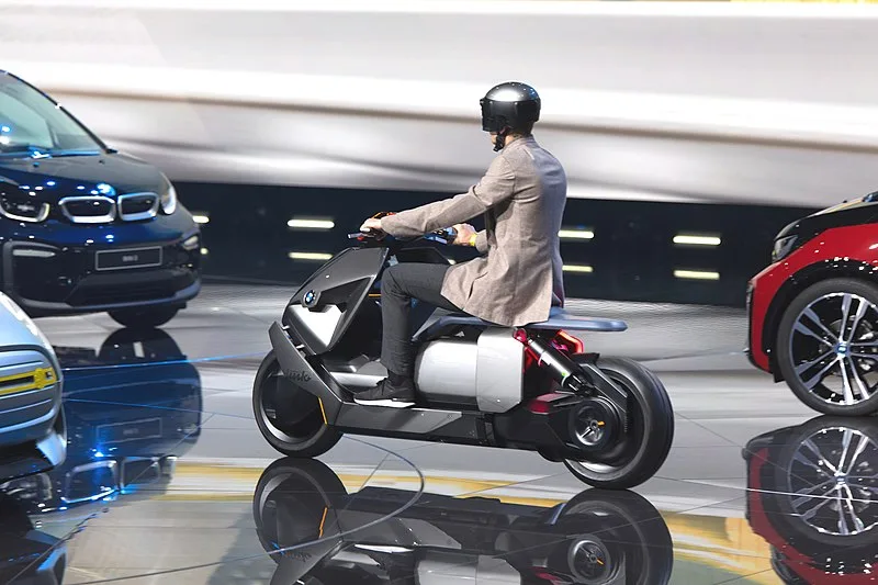 moto-futurista-BMW-Motorrad-Concept-Link