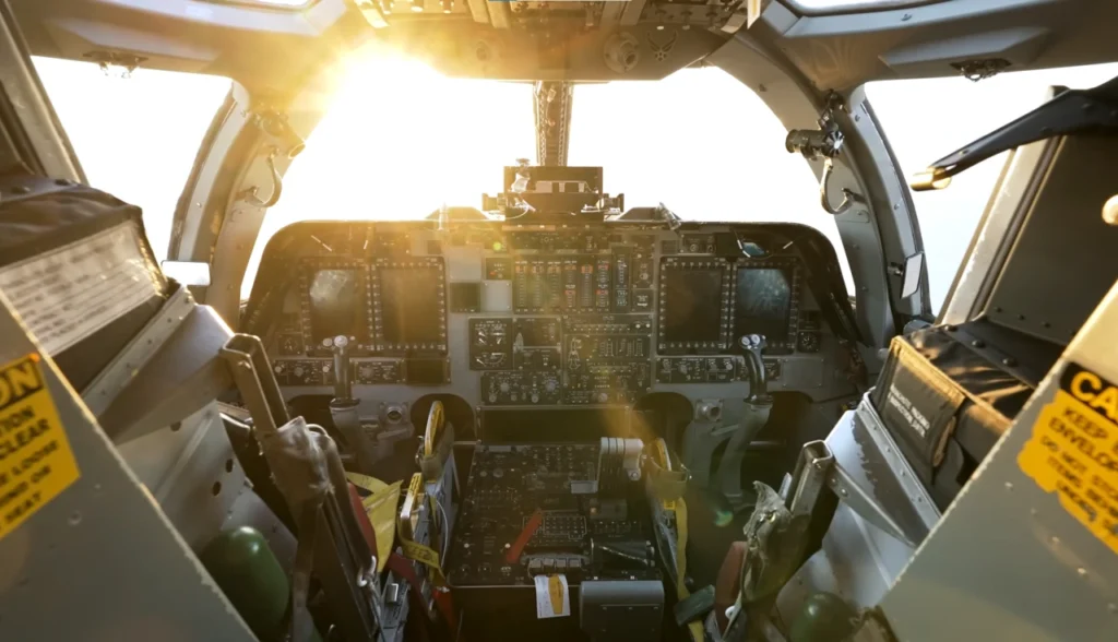 B-1 Lancer, bombardeiro supersônico
