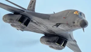 B-1 Lancer, bombardeiro supersônico