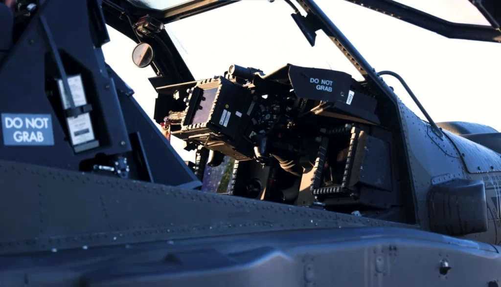 helicóptero de ataque, AH-64 Apache, armamento militar