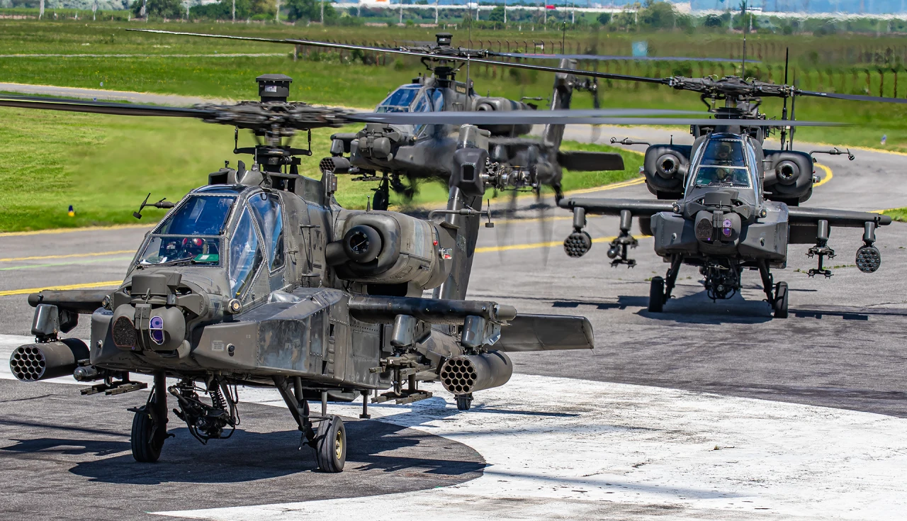 helicóptero de ataque, AH-64 Apache, armamento militar