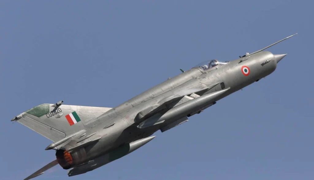 MiG-21: O Caça que Voou em Mais Guerras que Qualquer Outro na História