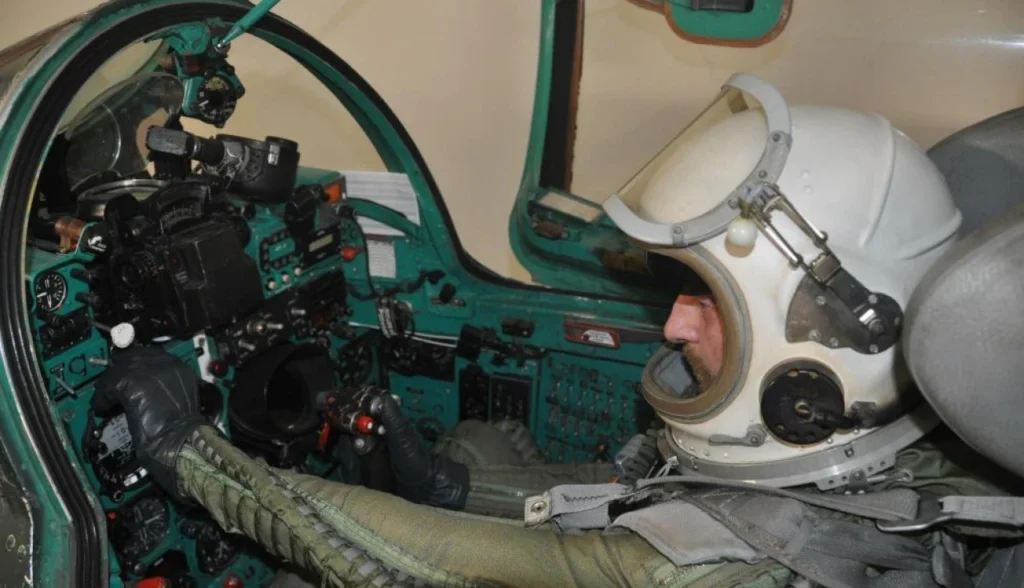 MiG-21: O Caça que Voou em Mais Guerras que Qualquer Outro na História