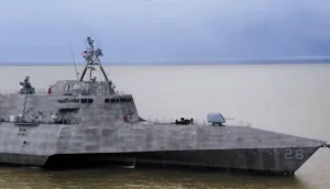 USS Savannah LCS-28: A Fragata Trimarã de 47 Nós que Revoluciona a Guerra Costeira