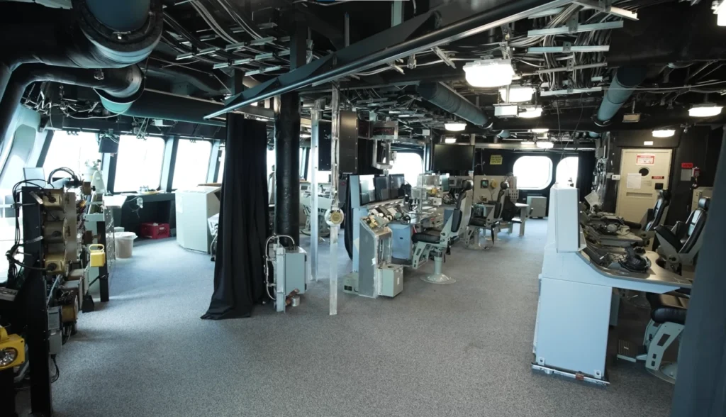 USS Savannah LCS-28: A Fragata Trimarã de 47 Nós que Revoluciona a Guerra Costeira