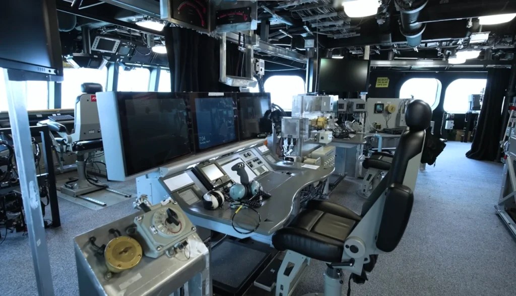 USS Savannah LCS-28: A Fragata Trimarã de 47 Nós que Revoluciona a Guerra Costeira