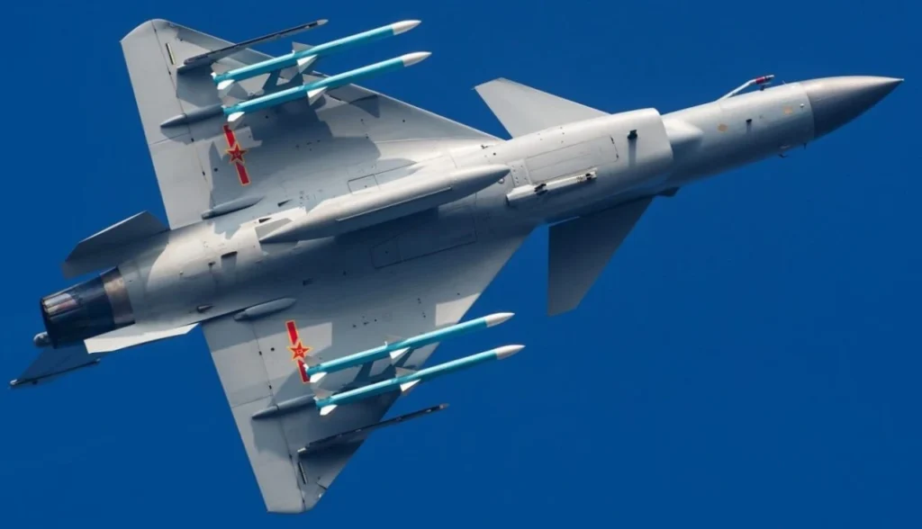 J-20 Mighty Dragon: O caça furtivo que colocou a China no mesmo nível dos EUA no ar