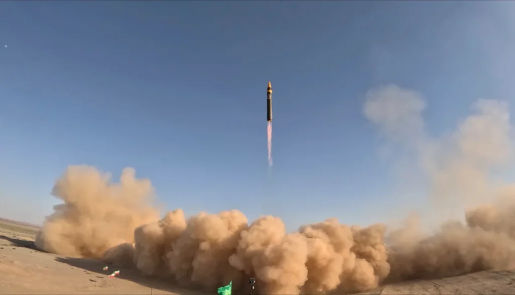 Khorramshahr-4: o míssil balístico iraniano com 2.000 km de alcance e ogiva de 1,5 tonelada
