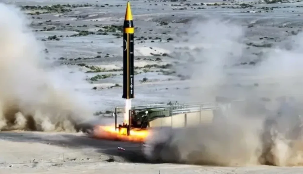Khorramshahr-4: o míssil balístico iraniano com 2.000 km de alcance e ogiva de 1,5 tonelada