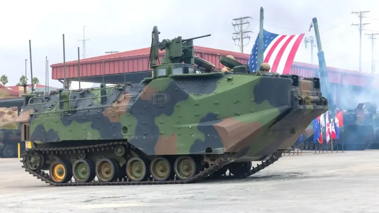 AAV-7A1