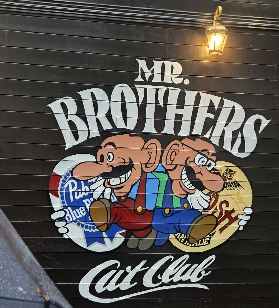 Barbearia em Tóquio utiliza estética inspirada nos irmãos Mario em fachada