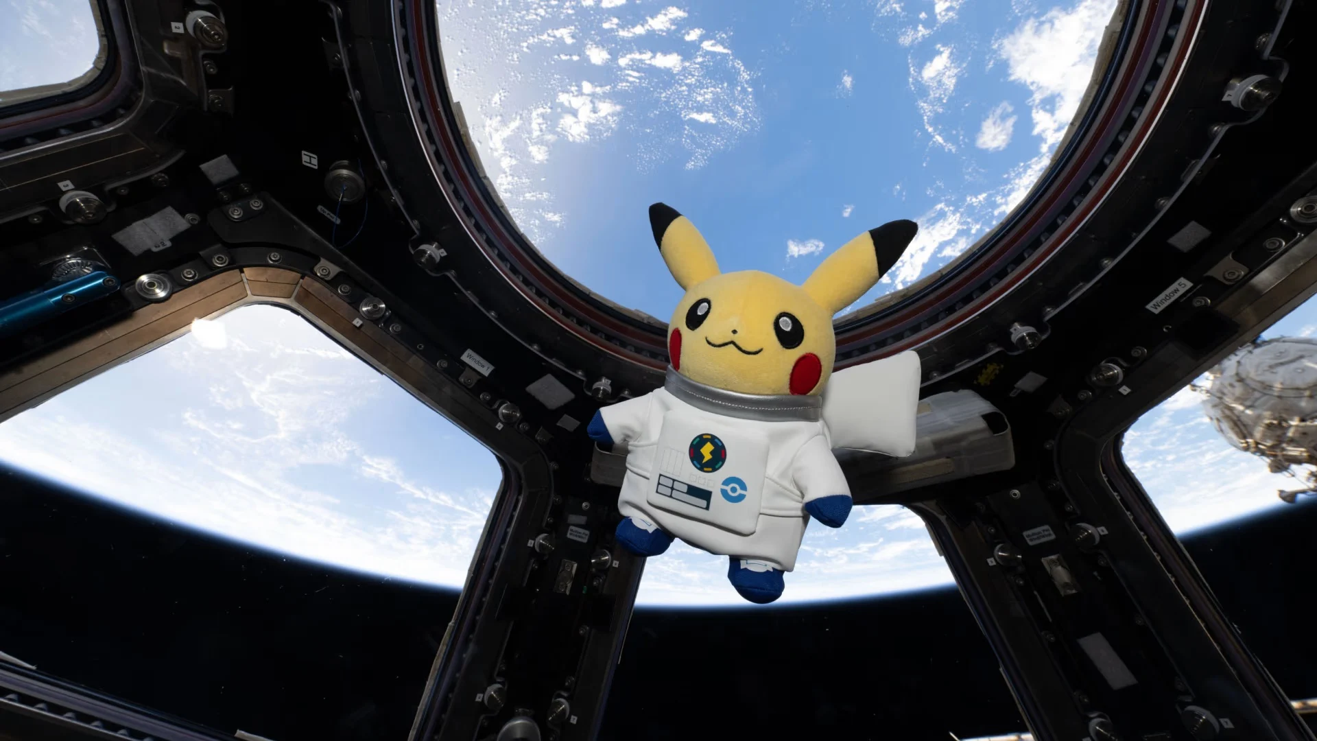 Pikachu viaja ao espaço e completa missão histórica na Estação Espacial Internacional
